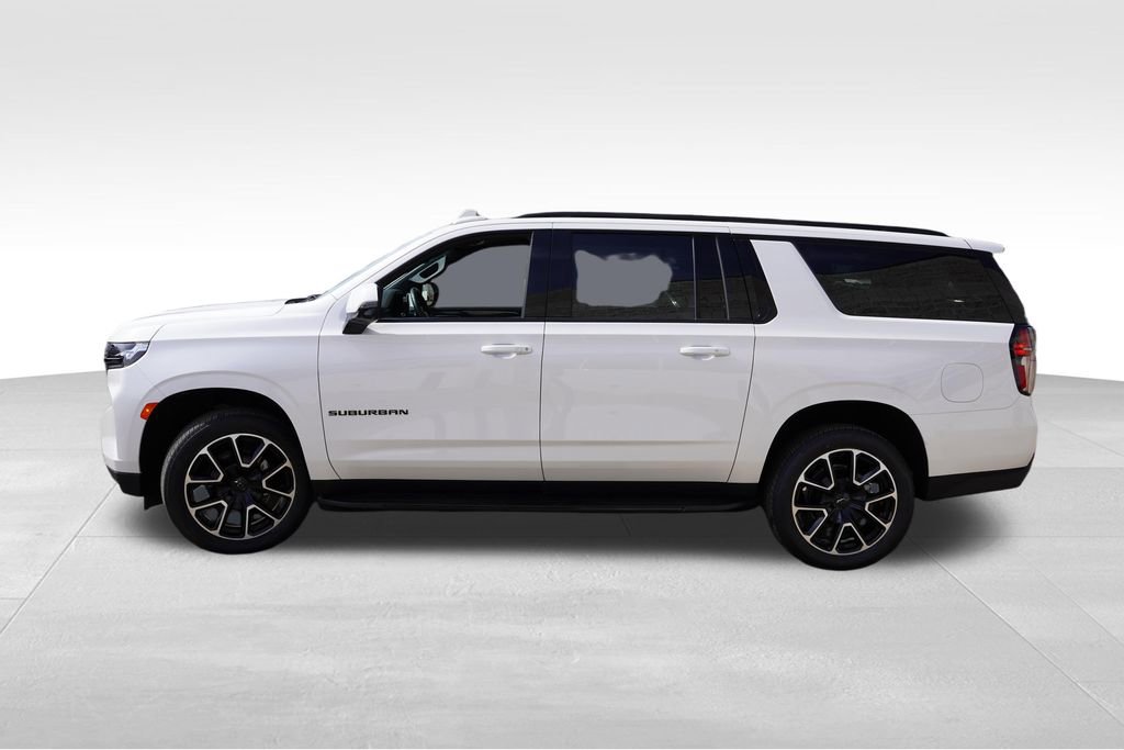 Certified 2024 Chevrolet Suburban RST w/ Luxury Package AWD/4WD image 9