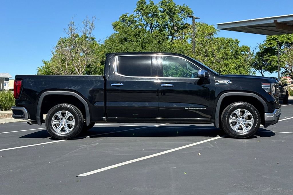 Used 2025 GMC Sierra 1500 SLT RWD image 10
