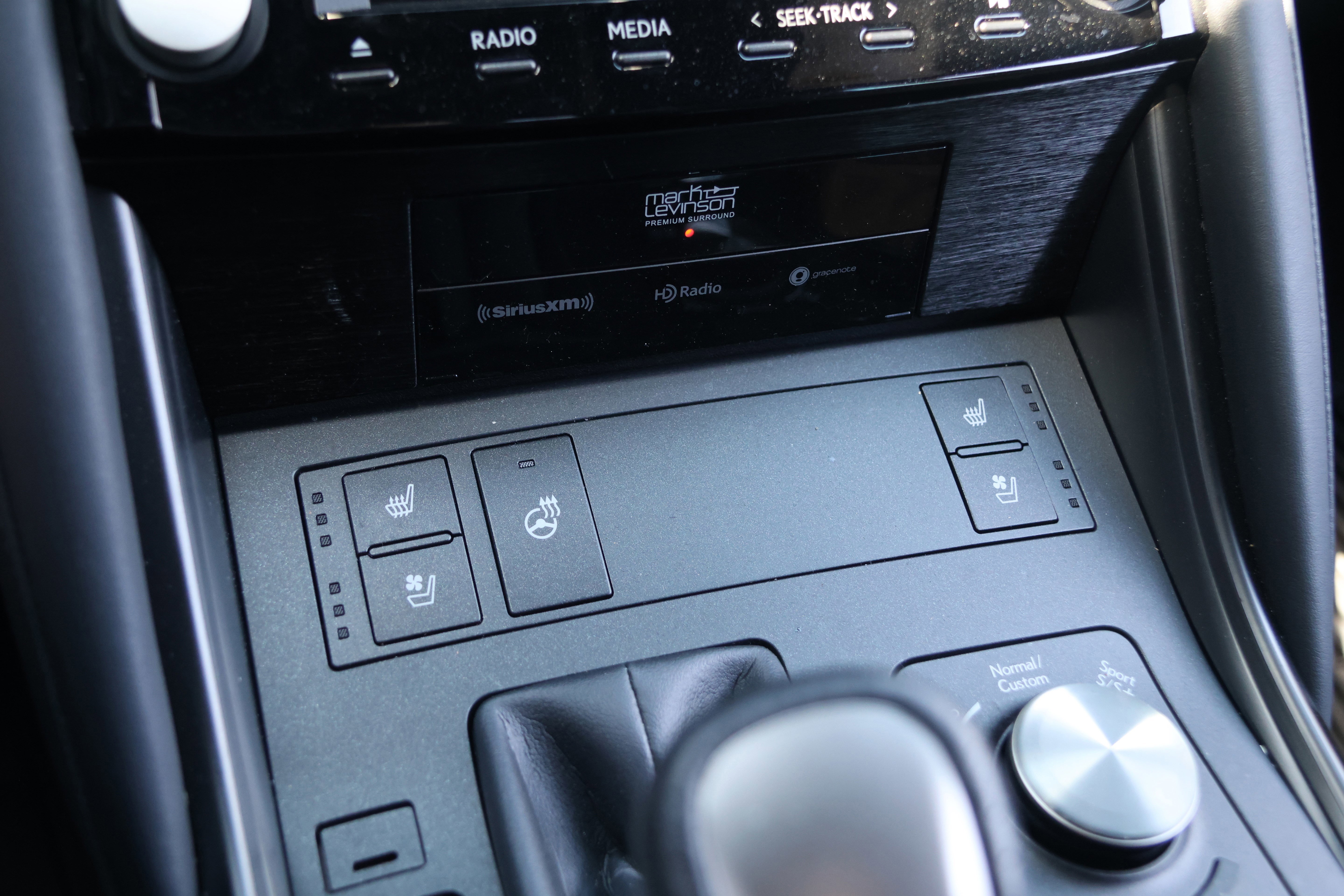 Certified 2025 Lexus IS 500 image 28