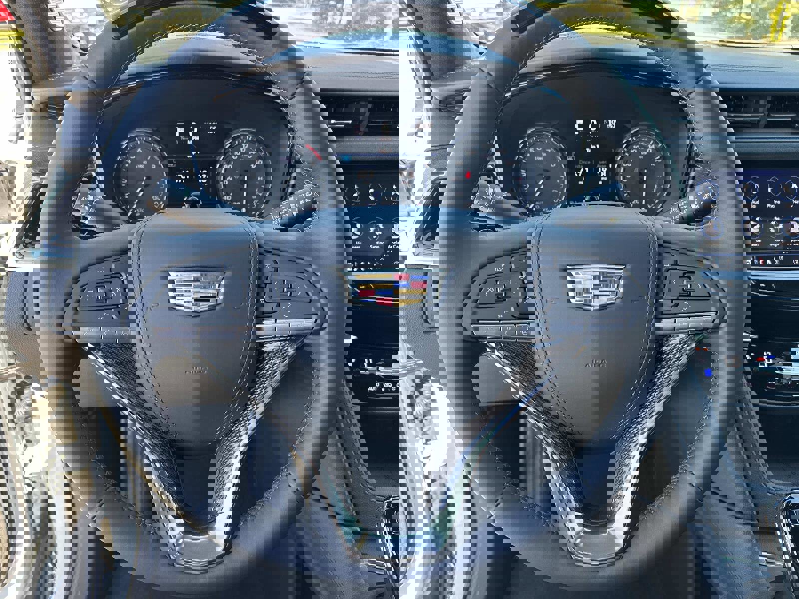 New 2025 Cadillac XT6 Premium Luxury w/ Platinum Package image 32