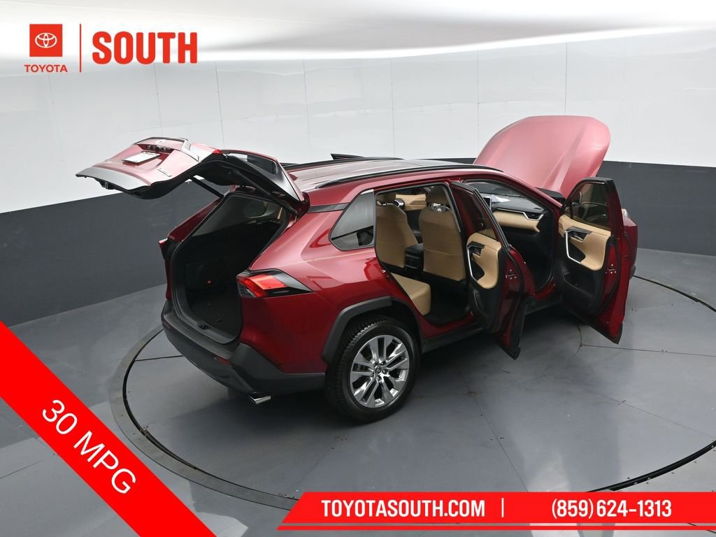 Used 2020 Toyota RAV4 Limited w/ Limited Grade Weather Package FWD image 54