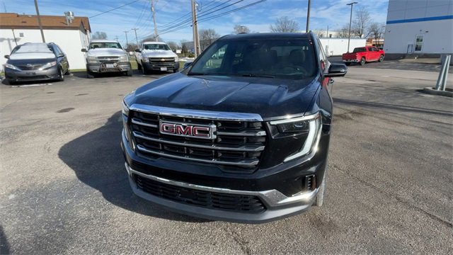 Used 2025 GMC Acadia Elevation image 5