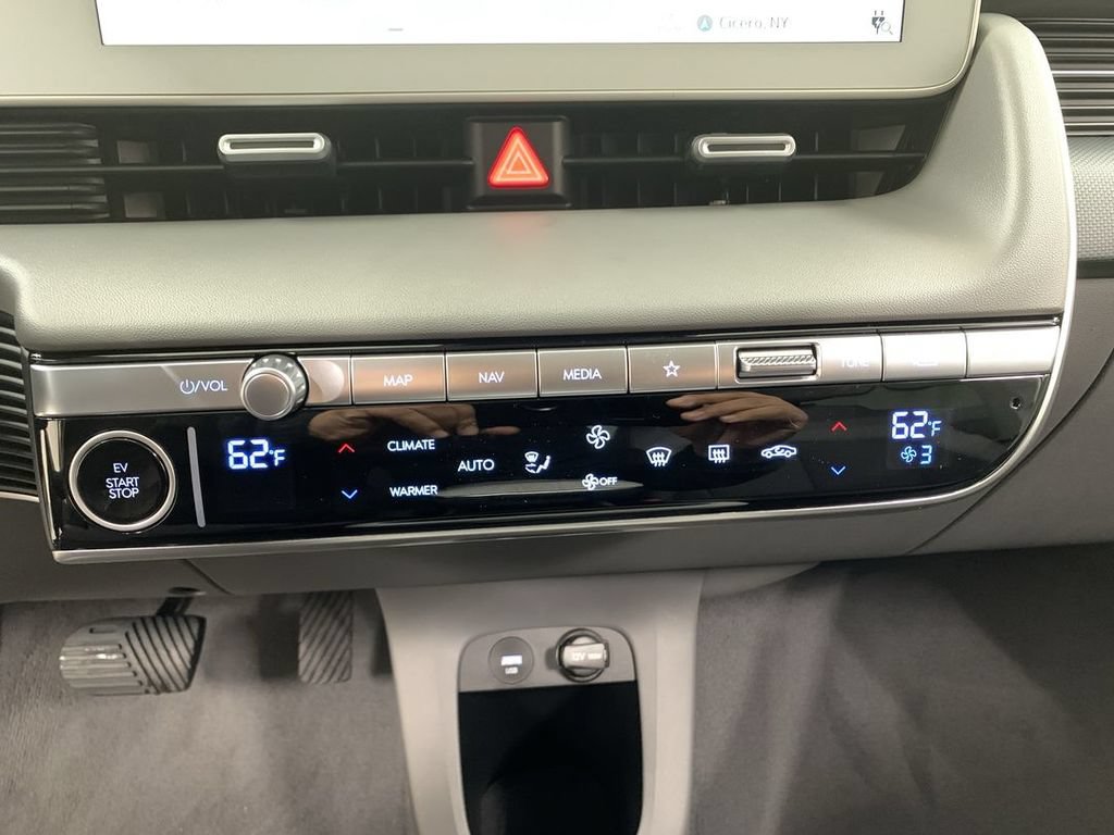 Used 2024 Hyundai Ioniq 5 SEL AWD/4WD image 17