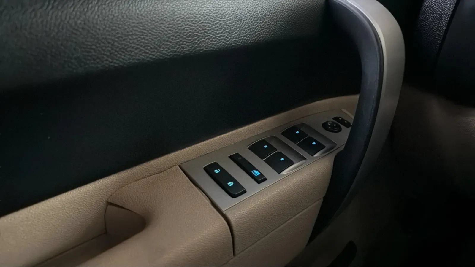 Used 2010 Chevrolet Silverado 1500 LT w/ Power Pack Plus RWD image 14