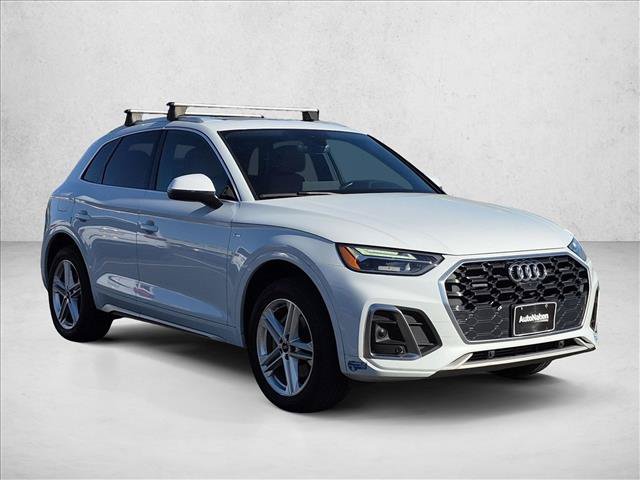 Used 2021 Audi Q5 e Premium Plus w/ Premium Plus Package AWD/4WD image 3