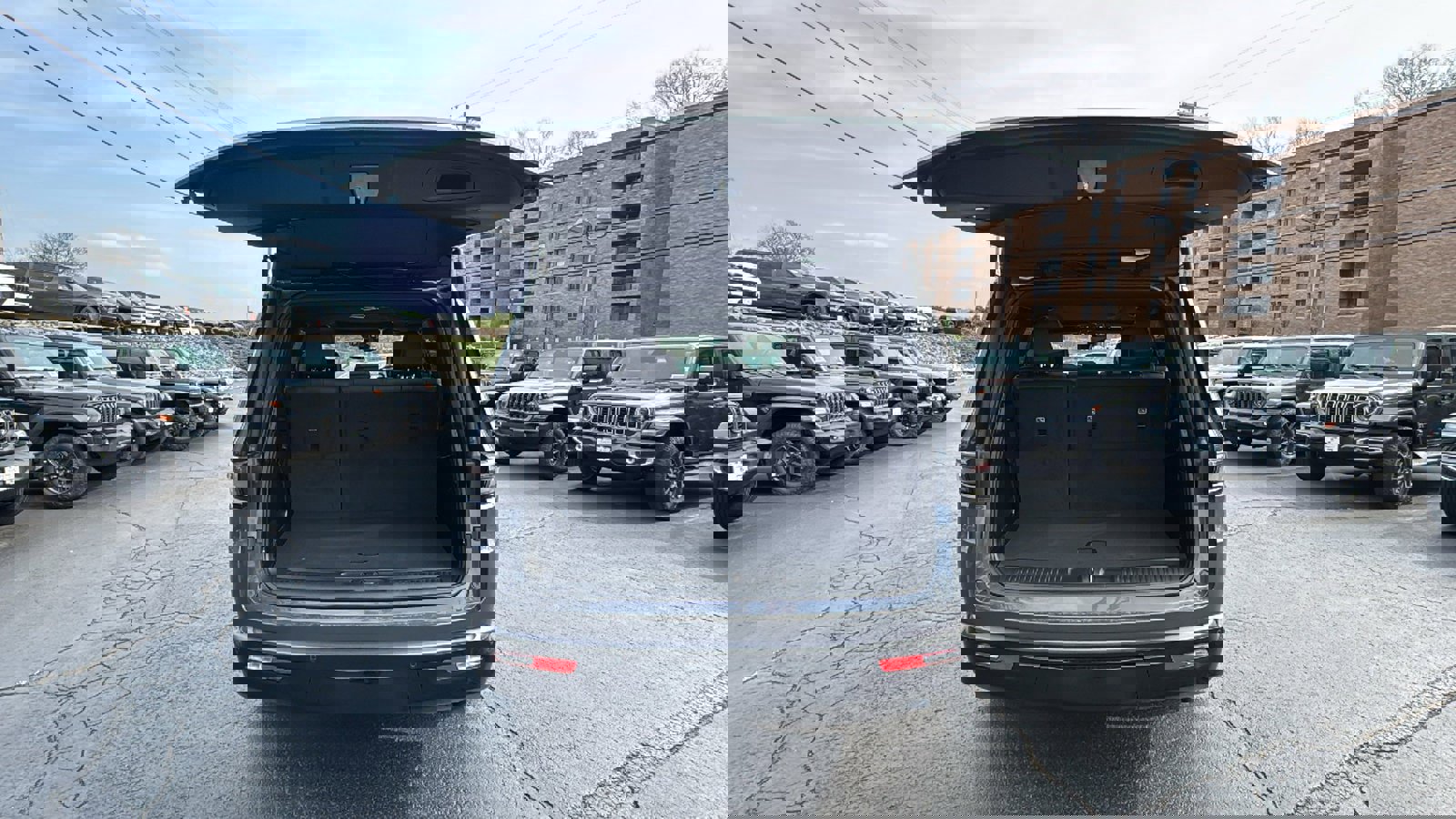 New 2026 Jeep Grand Wagoneer Limited image 9