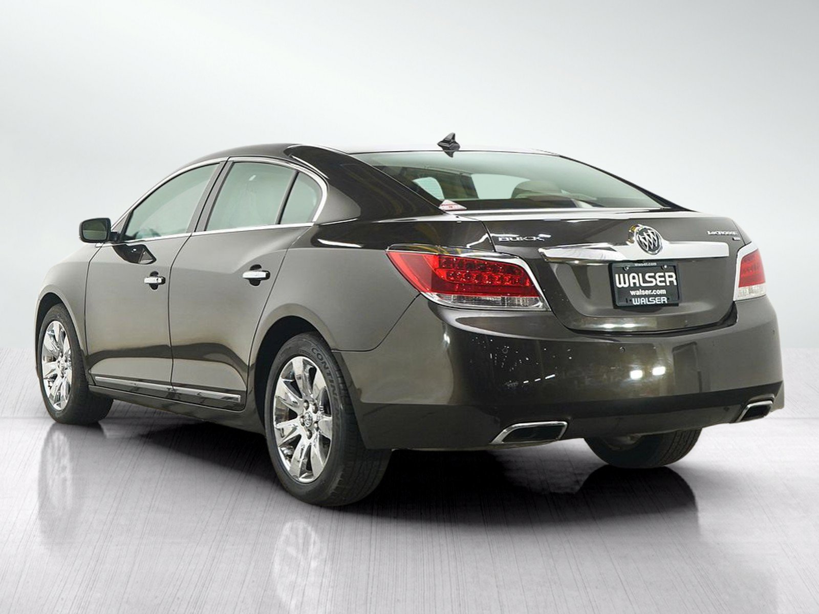 Used 2013 Buick LaCrosse Premium w/ Driver Confidence Package AWD/4WD image 3