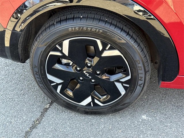 Used 2023 Kia Niro Wind w/ Wind Preserve Package image 7