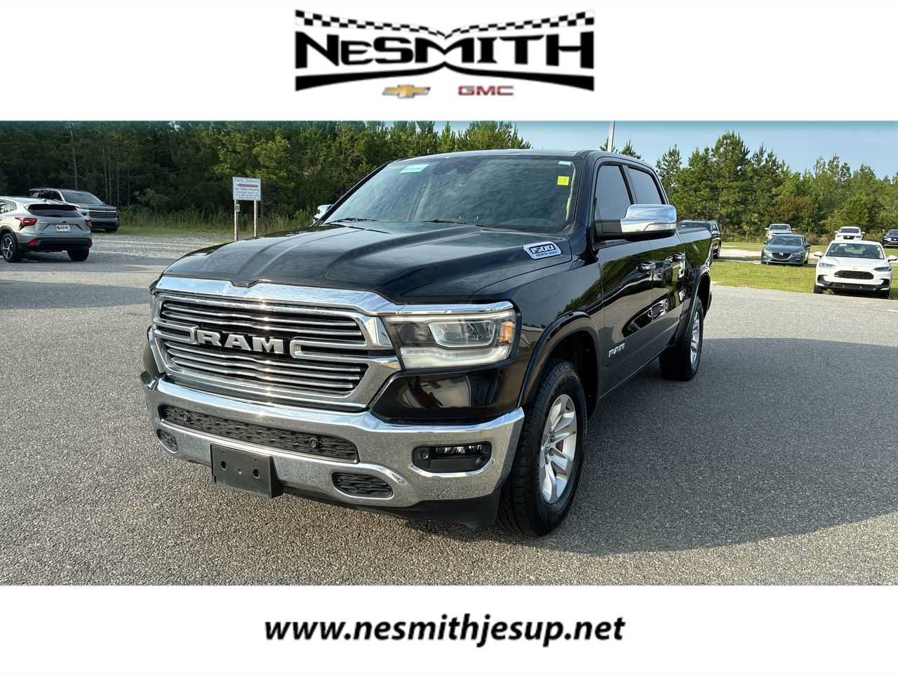 Used 2021 RAM 1500 Laramie AWD/4WD image 1