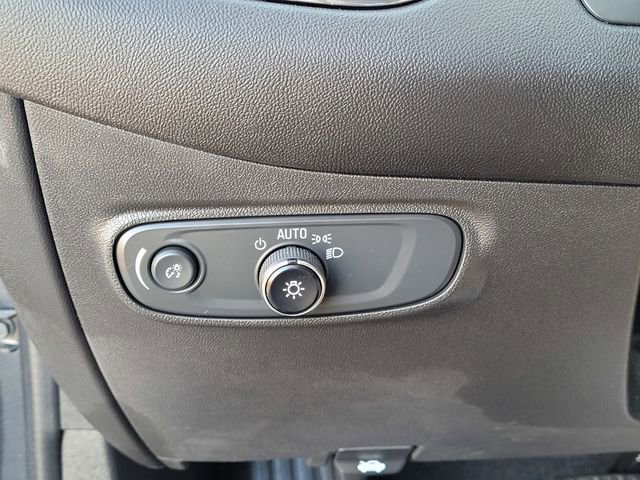 Used 2023 Chevrolet Equinox LT w/ LPO, Floor Liner Package image 25