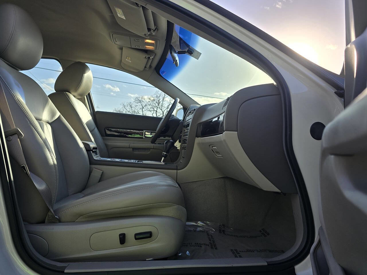 Used 2004 Lincoln LS image 24