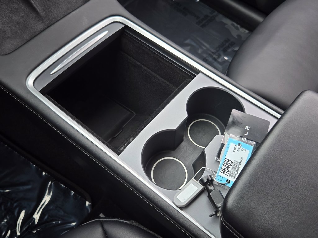 Used 2023 Tesla Model Y 2WD image 18