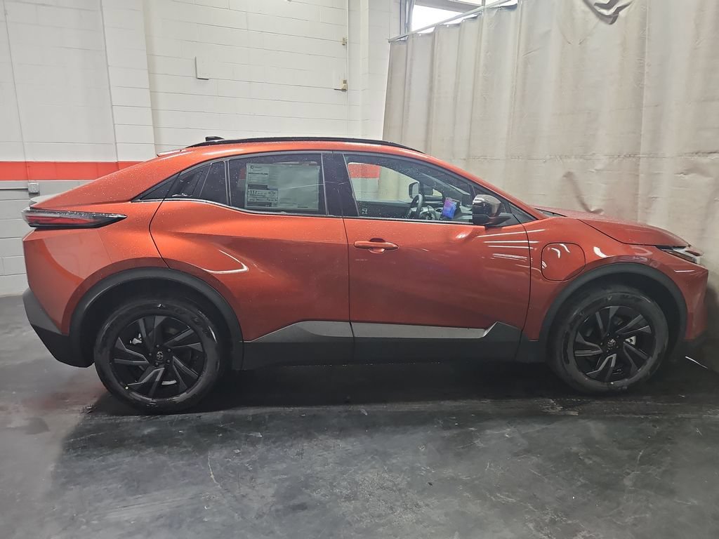 New 2026 Toyota C-HR AWD/4WD image 13