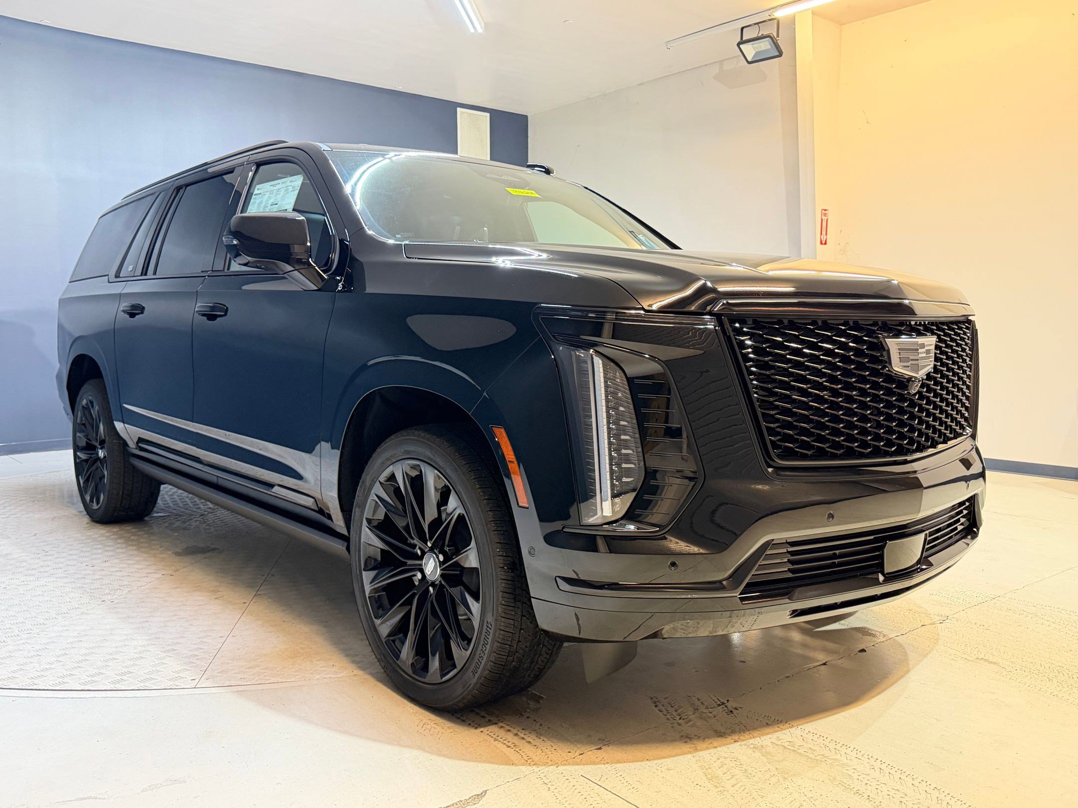New 2026 Cadillac Escalade ESV Platinum Sport AWD/4WD image 20