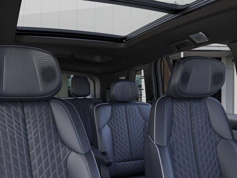 New 2026 Cadillac Vistiq Premium Luxury w/ LPO, Floor Liner Package AWD/4WD image 24