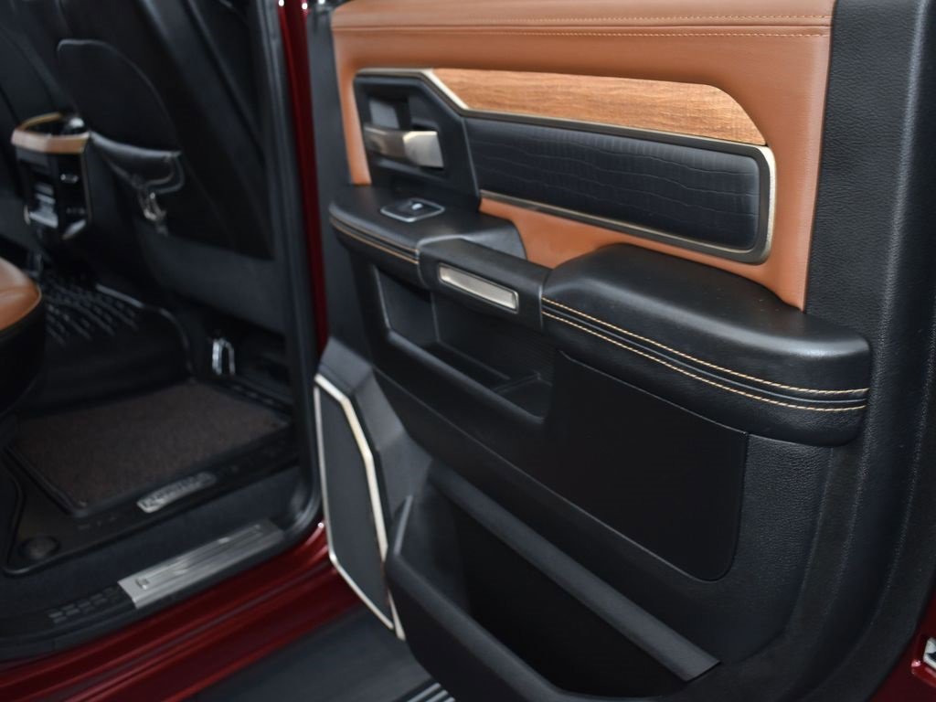 Used 2020 RAM 3500 Limited image 14