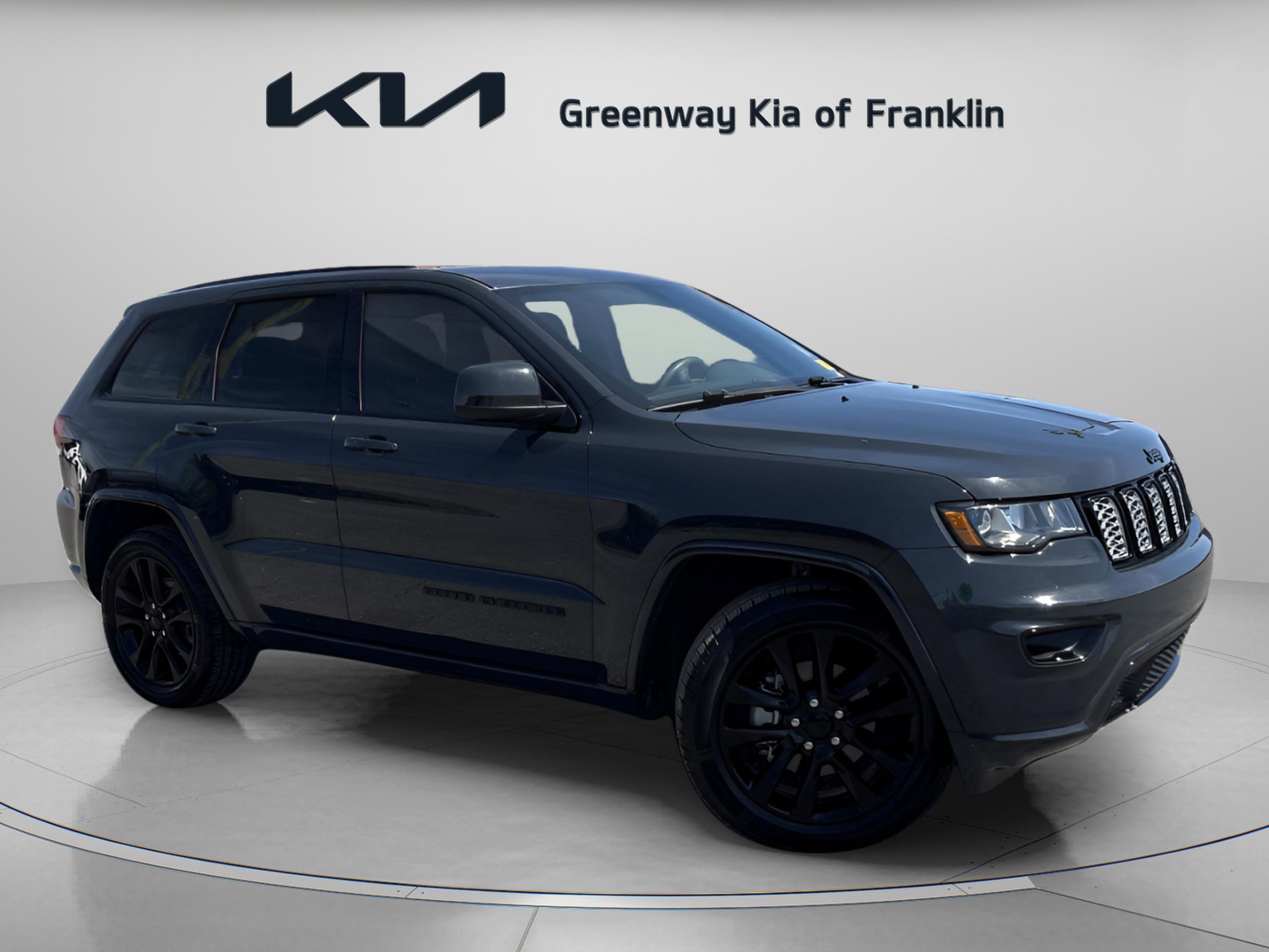 Used 2018 Jeep Grand Cherokee Altitude
