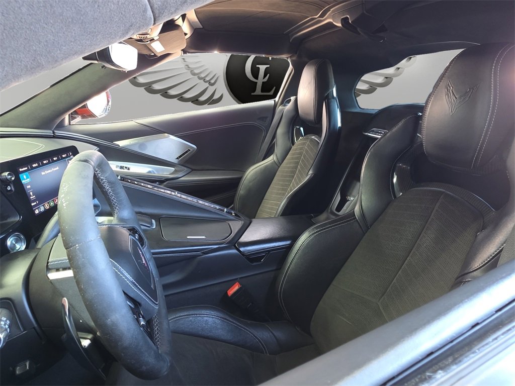 Used 2021 Chevrolet Corvette Stingray Premium Cpe w/ Z51 Performance Package image 11