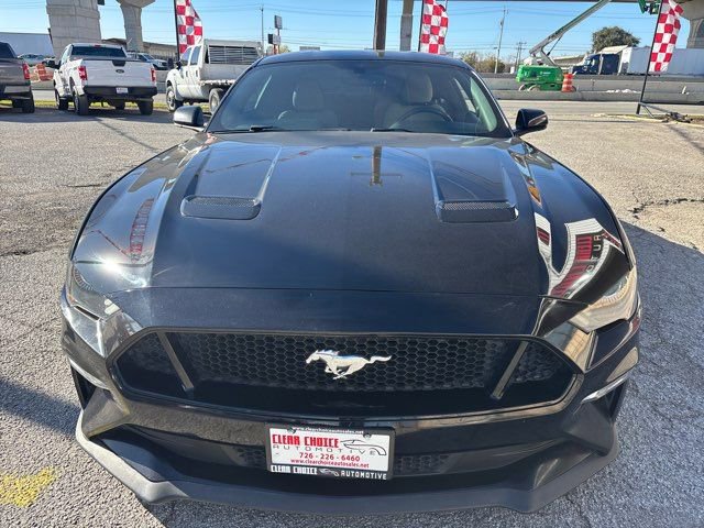 Used 2020 Ford Mustang GT image 2