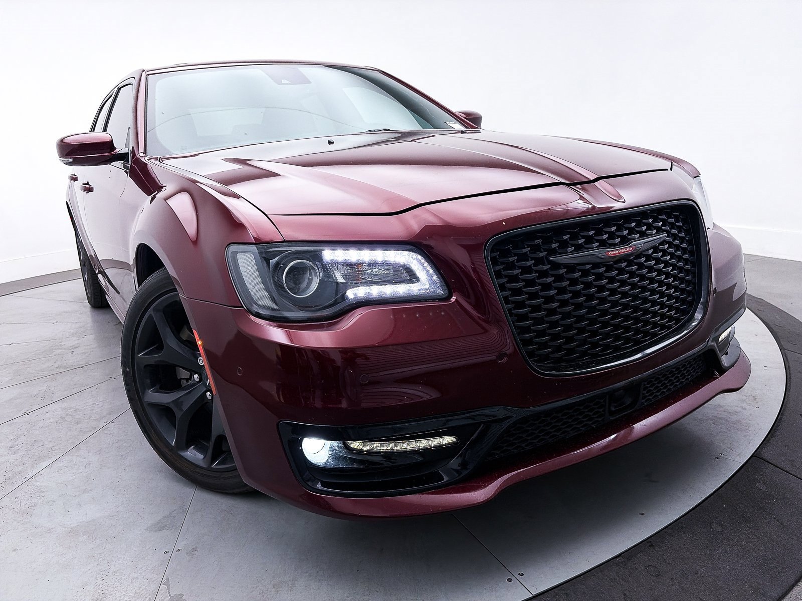 Used 2022 Chrysler 300 S w/ Safetytec Plus Group image 3