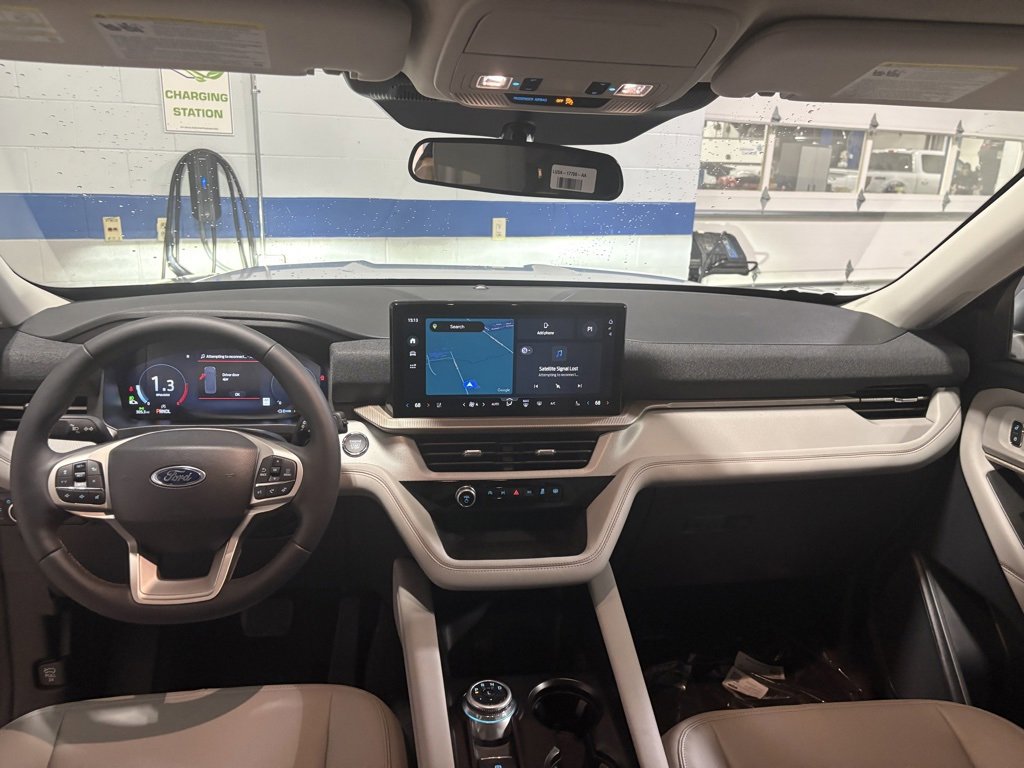 New 2026 Ford Explorer Active w/ Active Comfort Package image 22