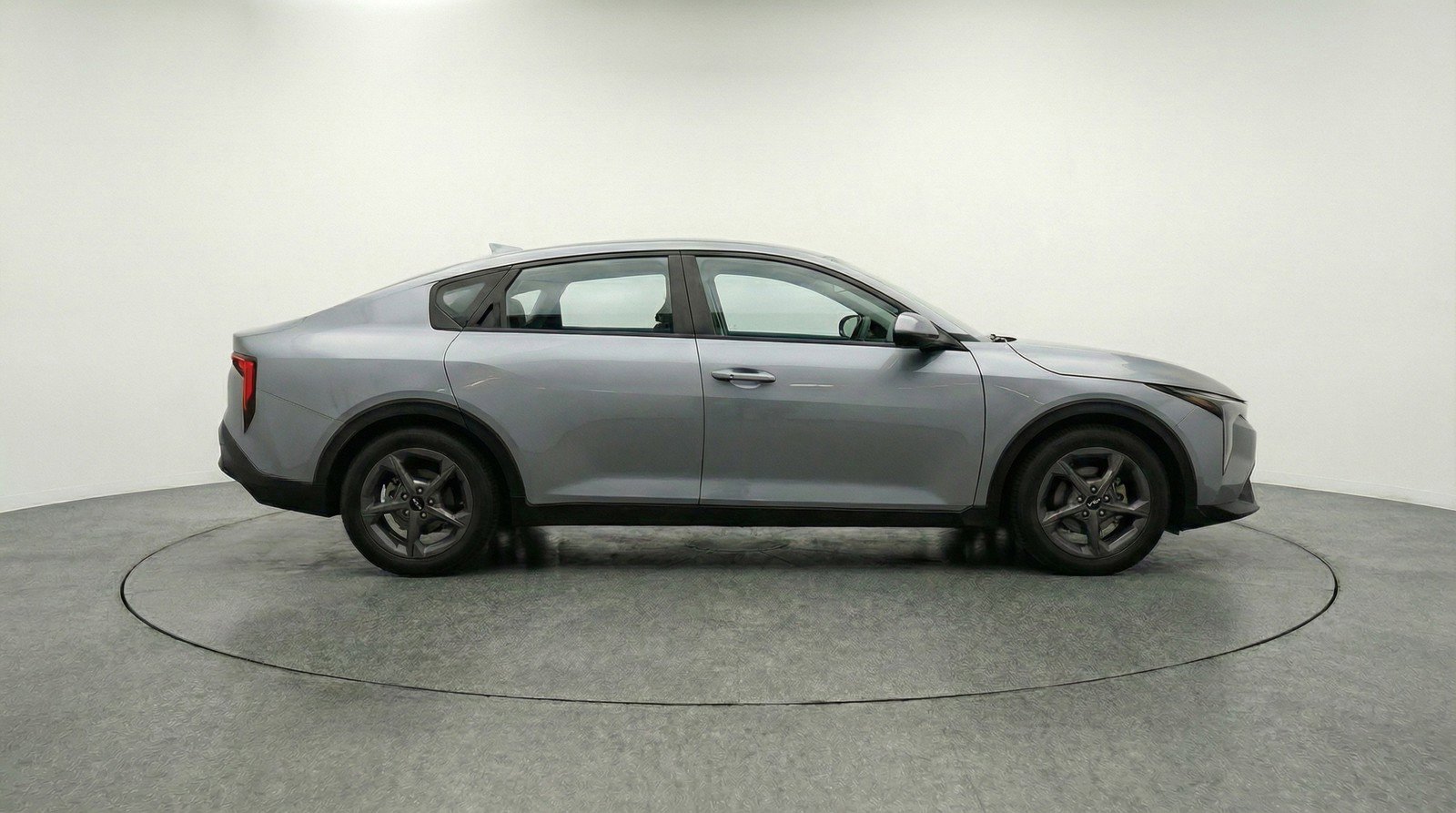 Used 2025 Kia K4 LXS image 11