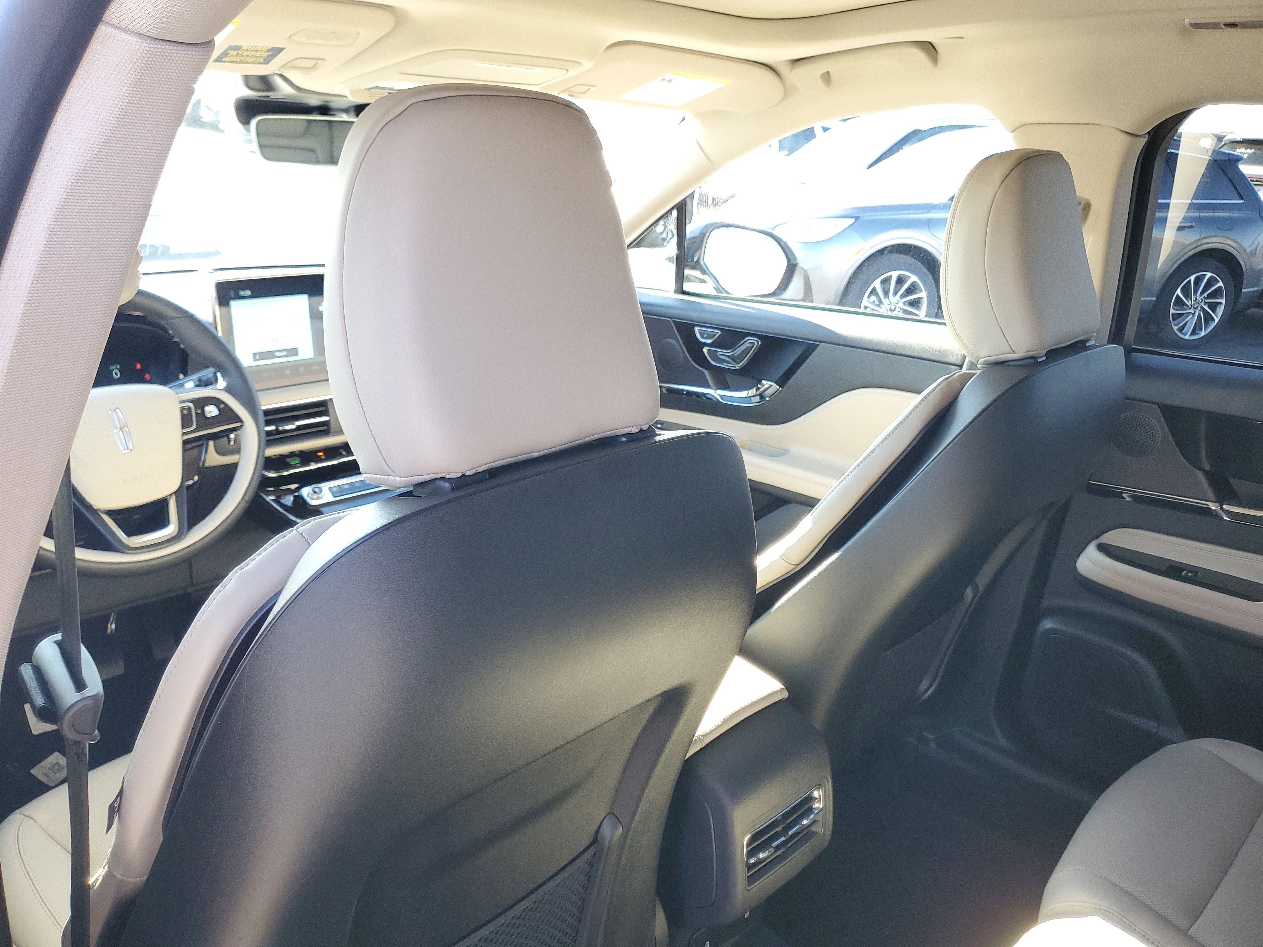 New 2026 Lincoln Corsair Premiere image 26