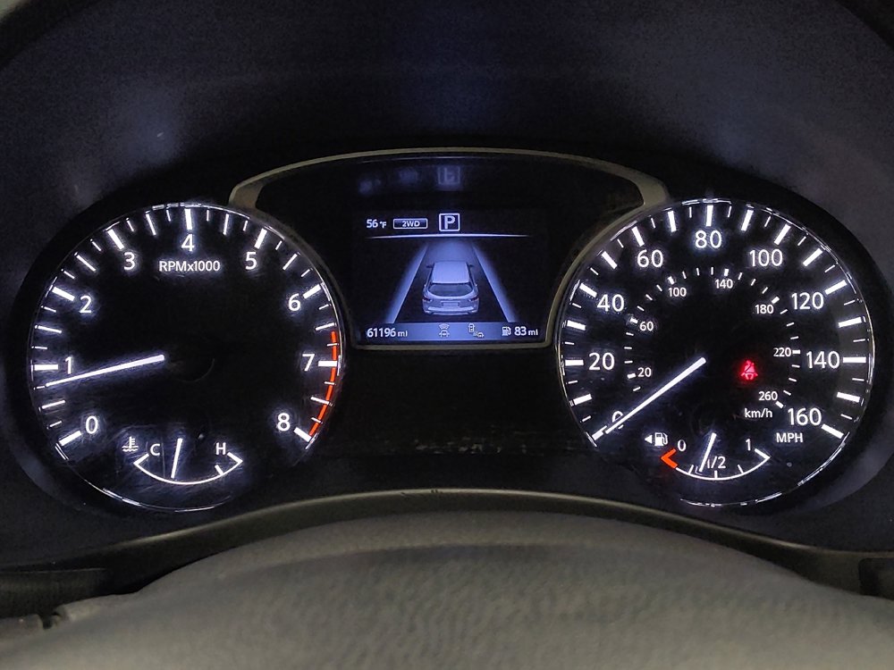 Used 2020 Nissan Pathfinder SV image 23