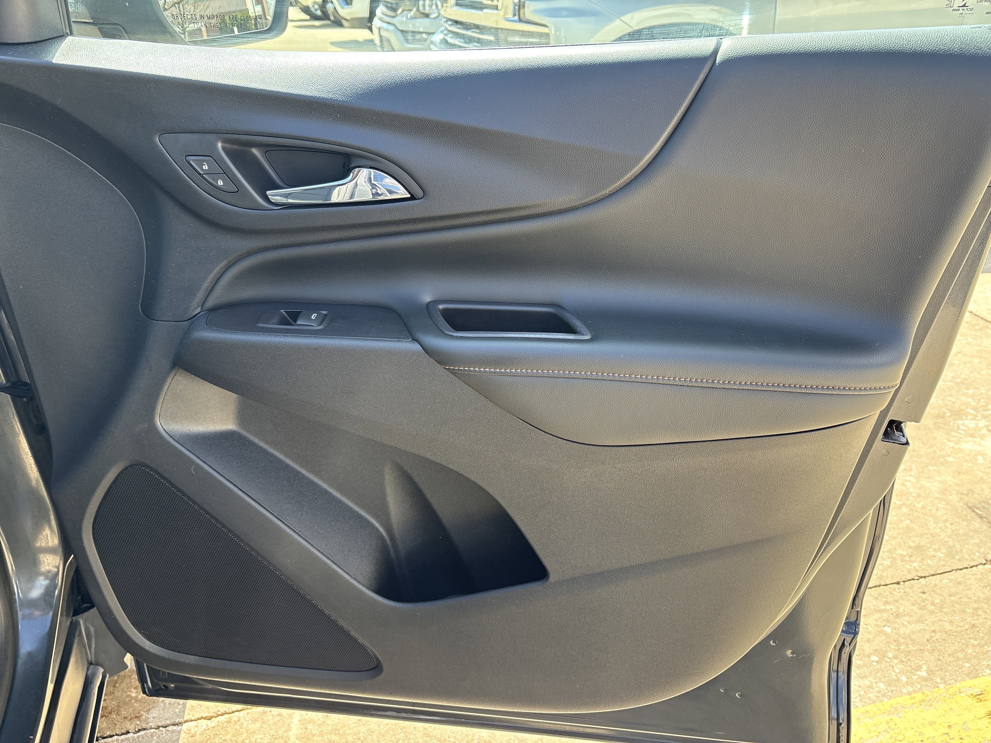 Used 2021 Chevrolet Equinox Premier image 17