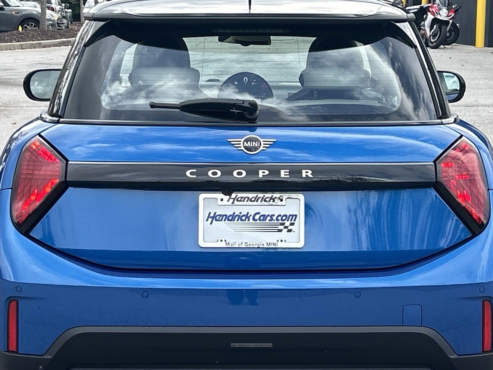 Certified 2025 MINI Cooper 2-Door Hardtop image 20