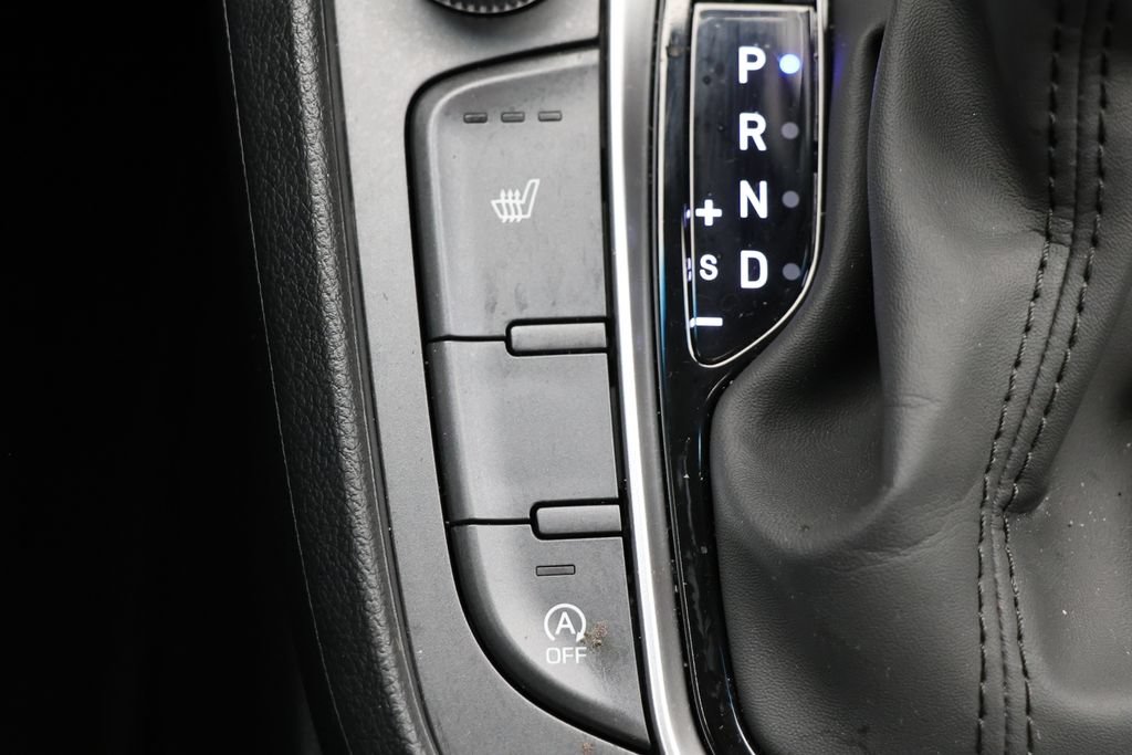 Used 2023 Hyundai Kona Limited AWD/4WD image 28
