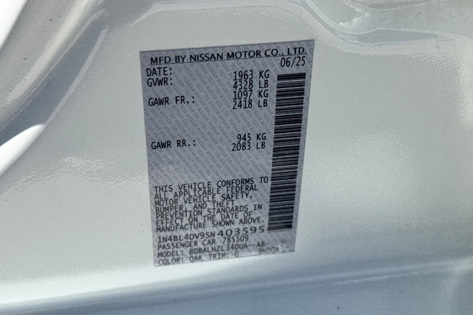 Used 2025 Nissan Altima 2.5 SV FWD image 24