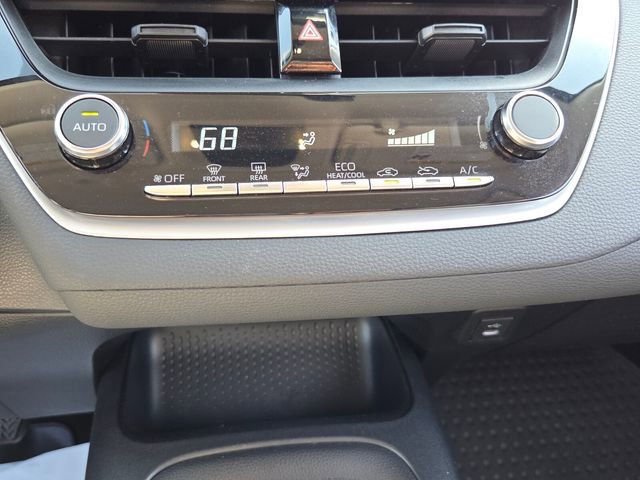 Used 2024 Toyota Corolla LE image 19