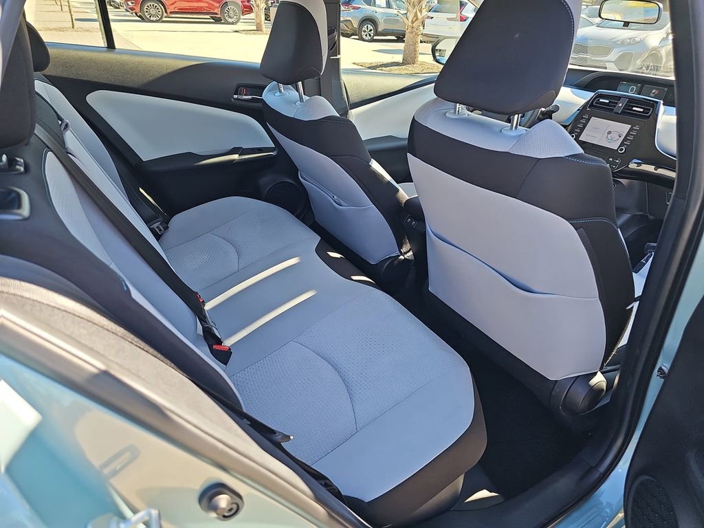 Used 2020 Toyota Prius LE image 13