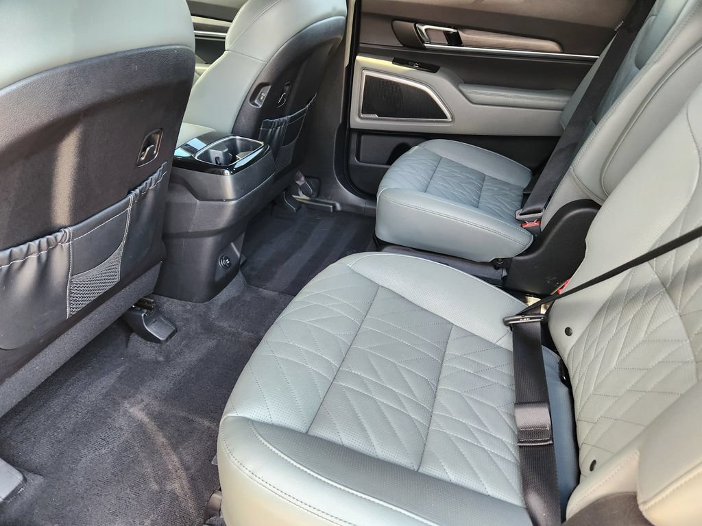 Used 2024 Kia Telluride EX X-Line AWD/4WD image 9