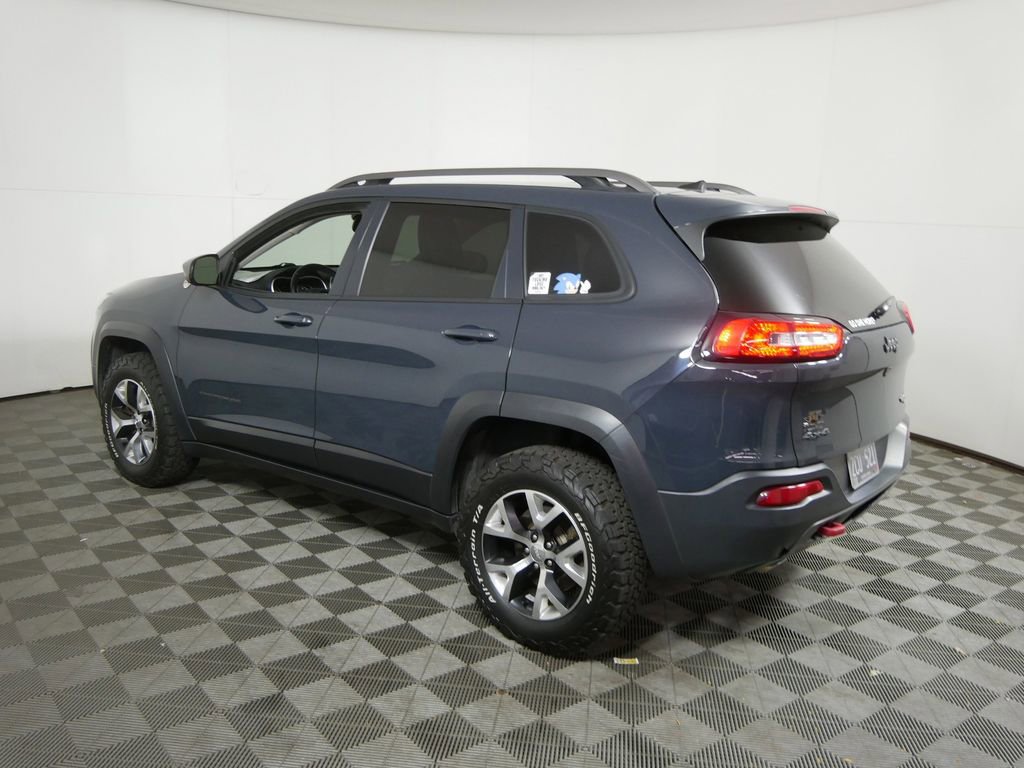Used 2016 Jeep Cherokee Trailhawk w/ Cold Weather Group image 5