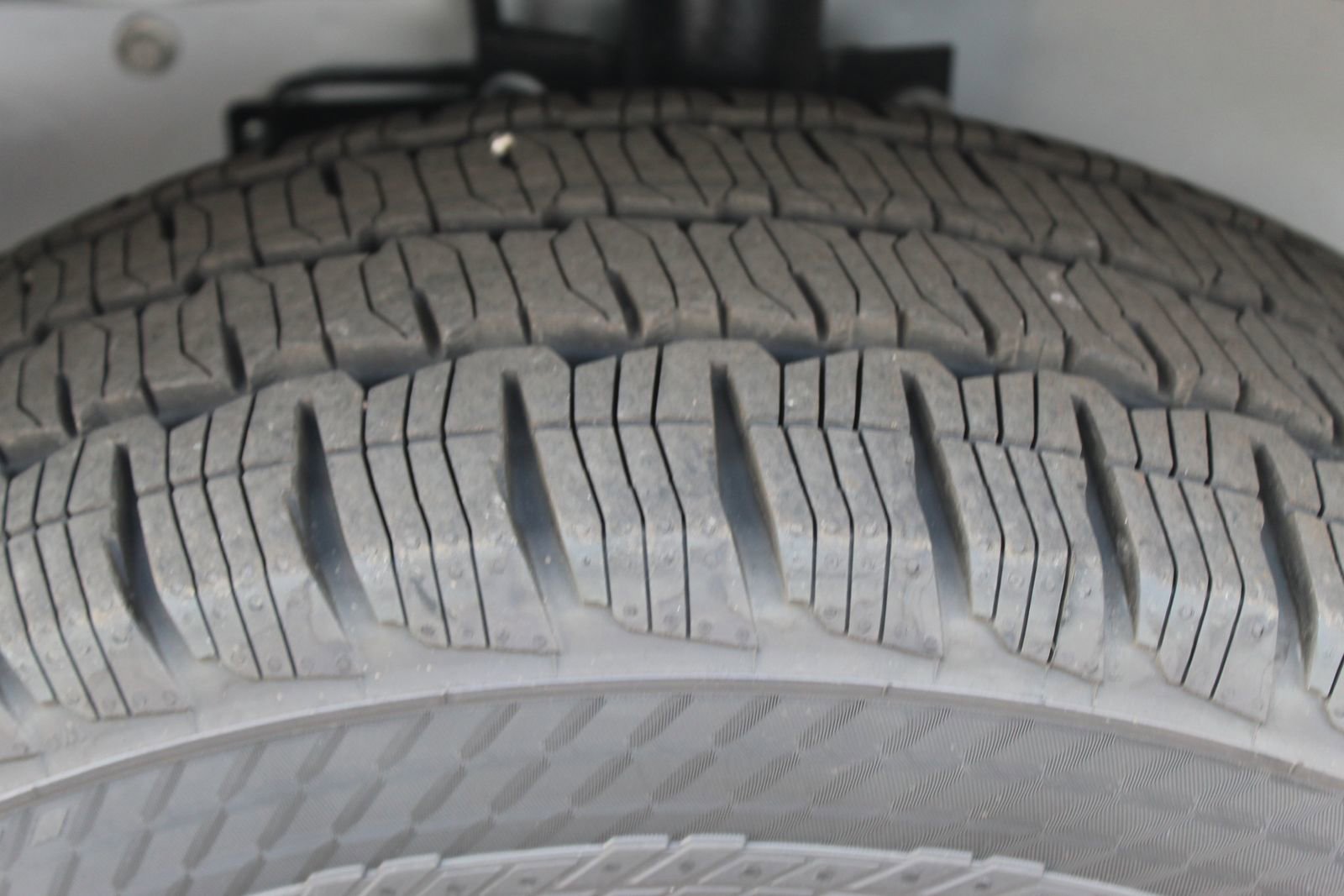 New 2025 Ford Transit 250 148 Medium Roof w/ Load Area Protection Package image 13