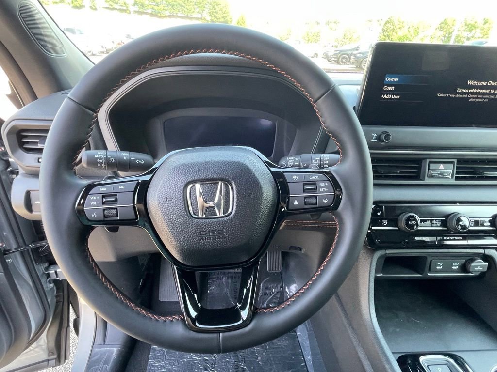 New 2026 Honda Pilot Sport image 31