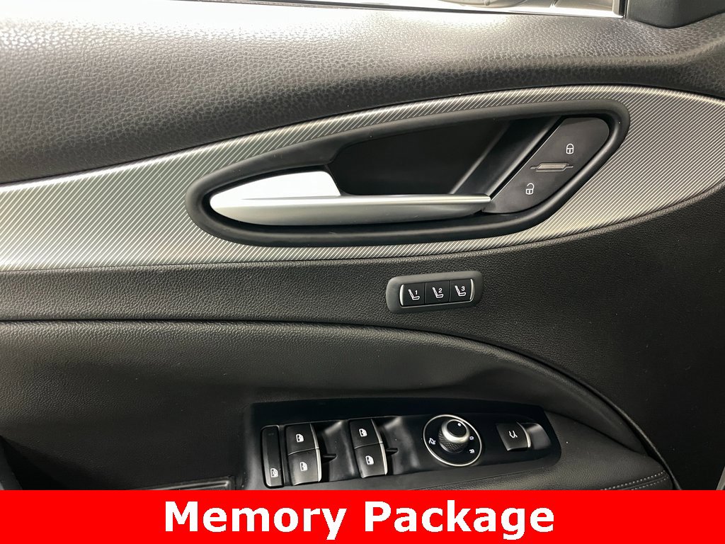 Used 2018 Alfa Romeo Stelvio Ti Sport image 8