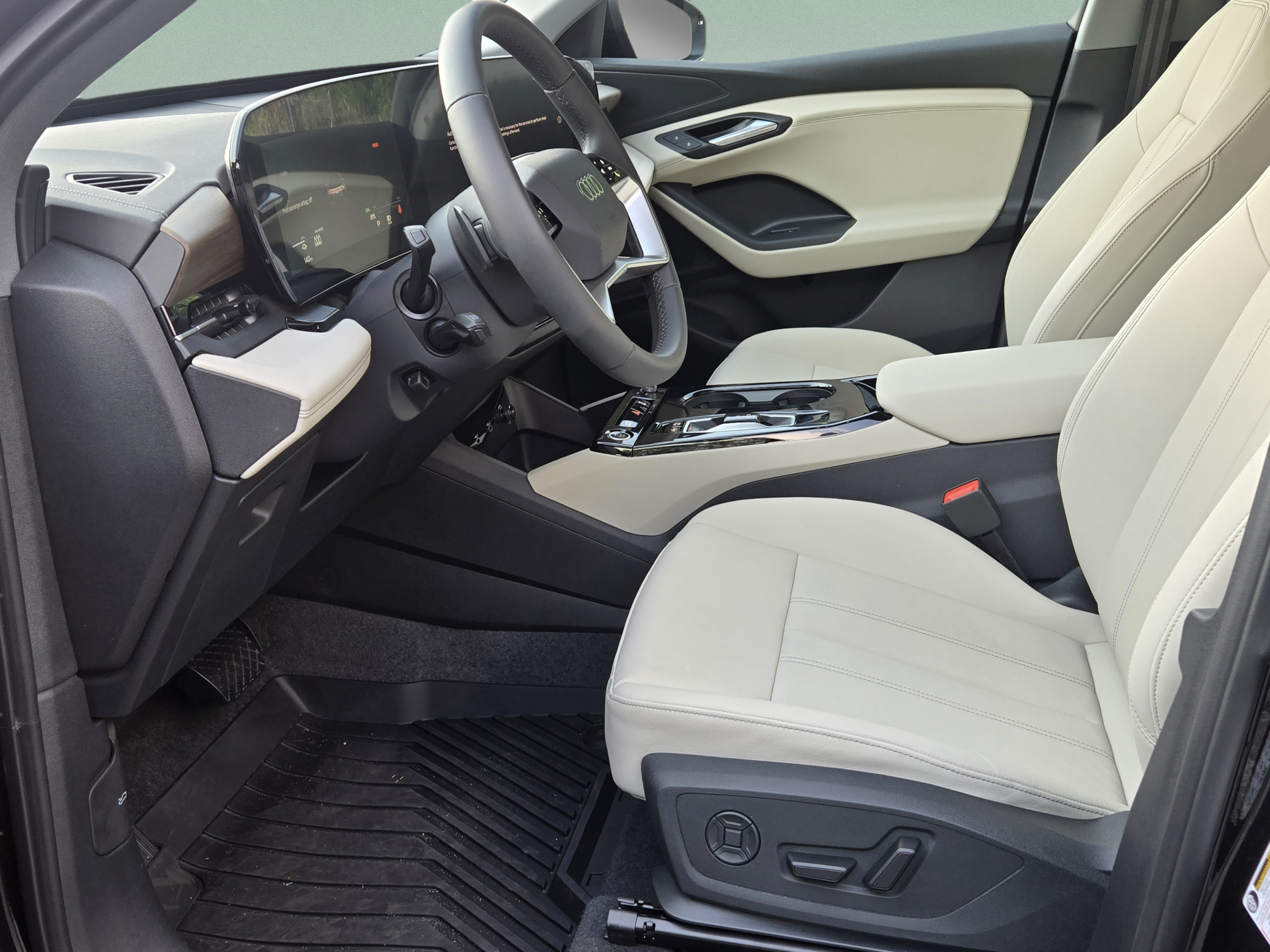 New 2025 Audi Q6 e-tron Premium AWD/4WD image 10