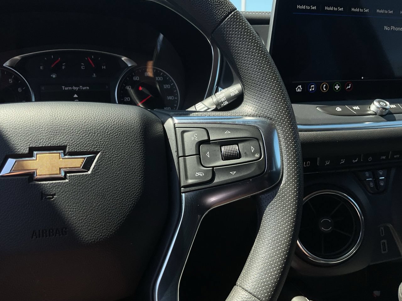 Used 2025 Chevrolet Blazer LT FWD image 26