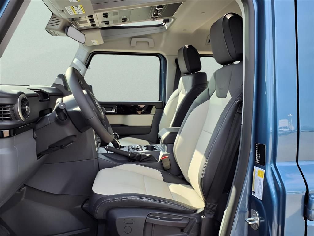 Used 2025 INEOS Grenadier AWD/4WD image 14