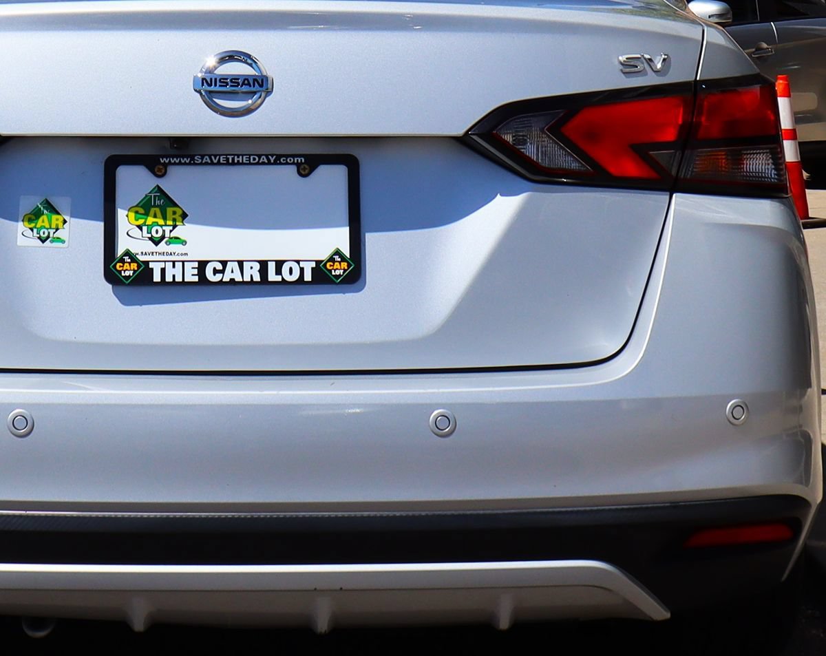 Used 2021 Nissan Versa SV FWD image 20