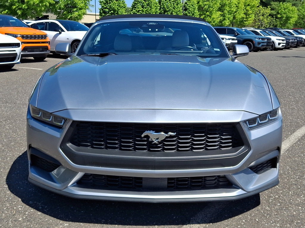 Used 2024 Ford Mustang Premium RWD image 8