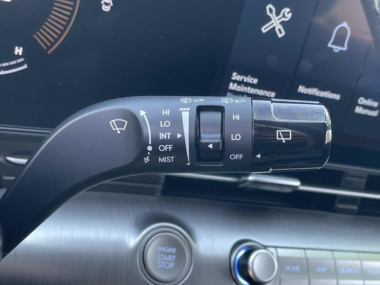 Certified 2025 Hyundai Kona SEL image 27