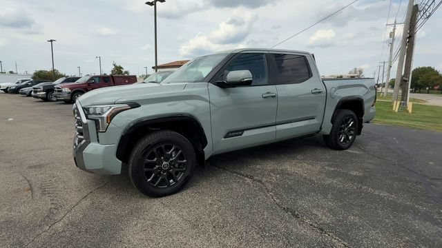 Used 2024 Toyota Tundra Platinum AWD/4WD image 4