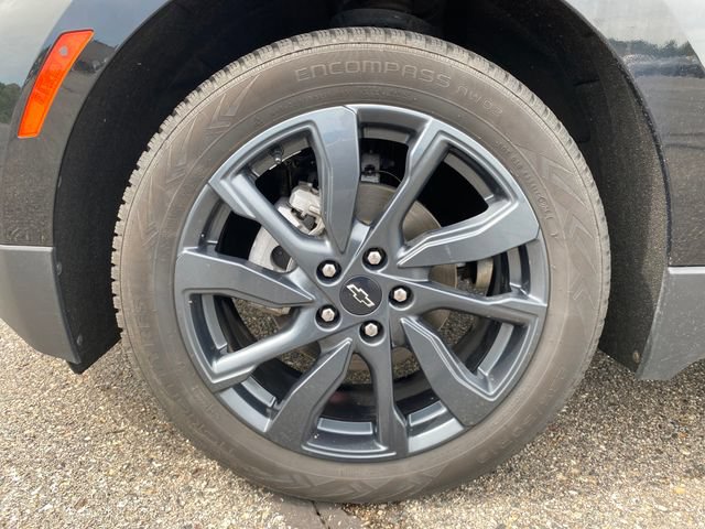 Used 2023 Chevrolet Equinox RS w/ LPO, Floor Liner Package FWD image 23