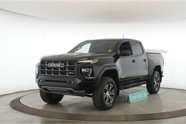 Used 2024 GMC Canyon AT4 w/ AT4 Premium Package image 10