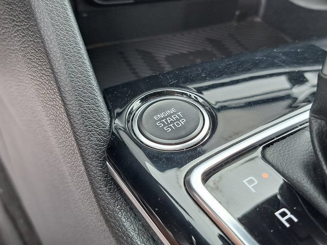 Used 2025 Kia Sportage EX FWD image 17