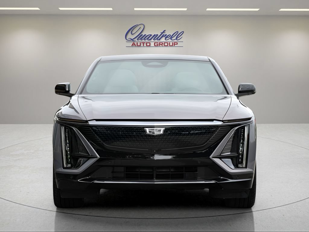 Used 2024 Cadillac Lyriq Sport AWD/4WD image 9